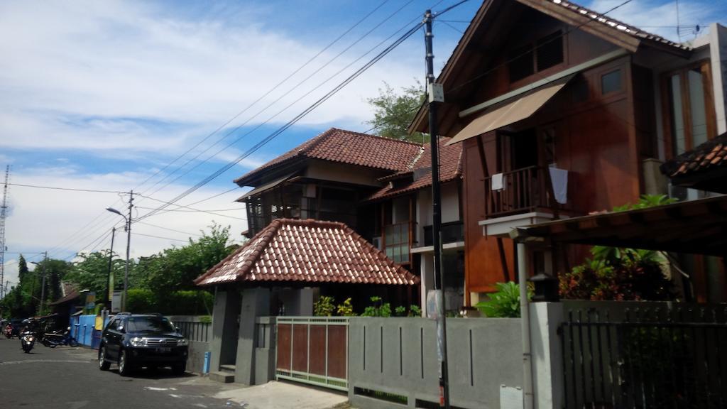 Tegal Panggung Guest House Yogyakarta Exterior foto