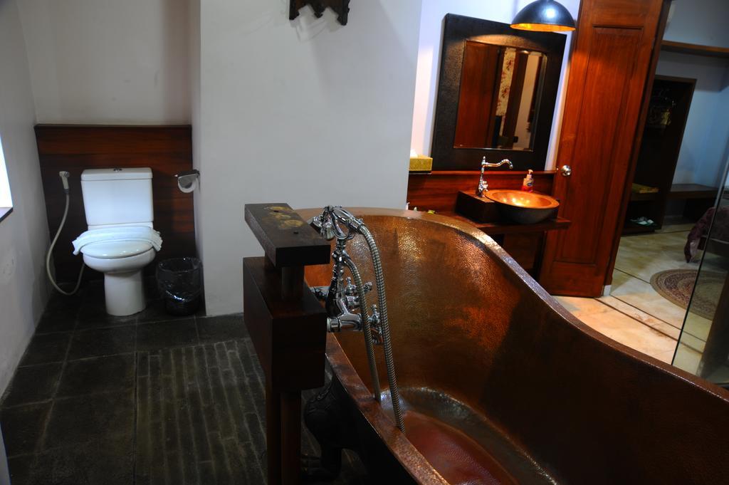 Tegal Panggung Guest House Yogyakarta Exterior foto