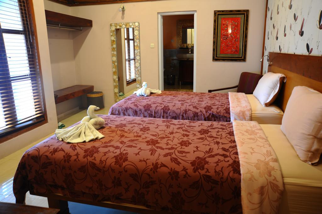 Tegal Panggung Guest House Yogyakarta Exterior foto