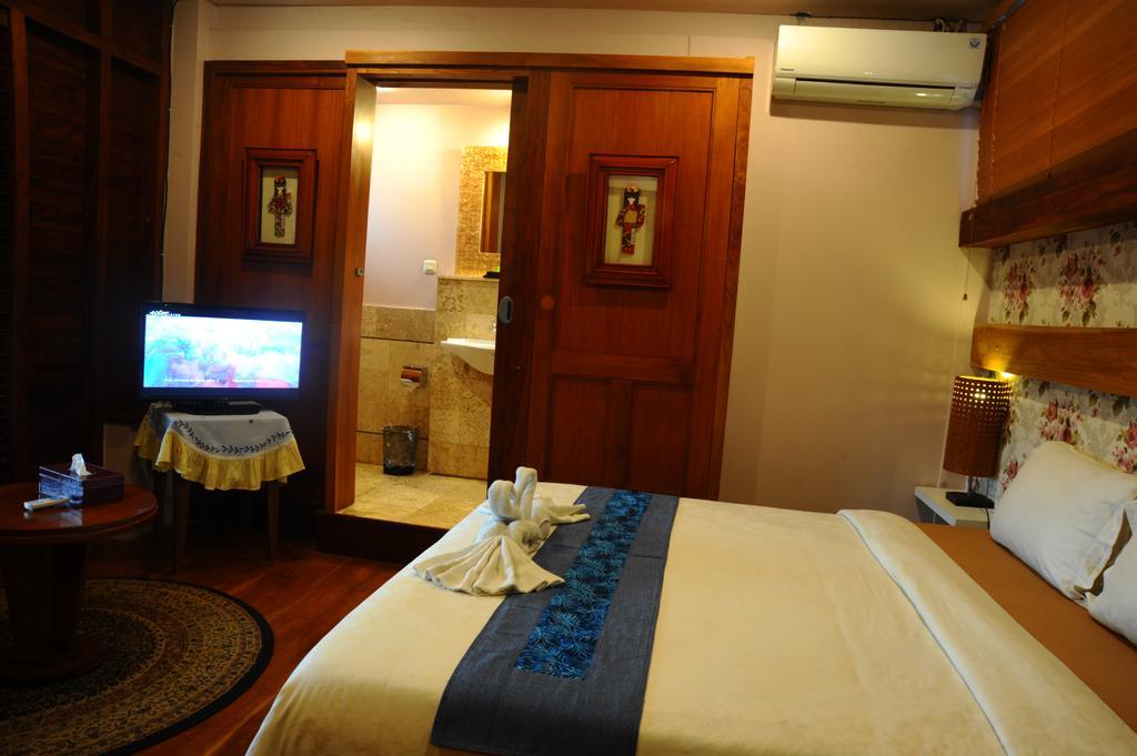 Tegal Panggung Guest House Yogyakarta Exterior foto