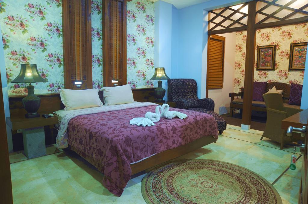 Tegal Panggung Guest House Yogyakarta Exterior foto