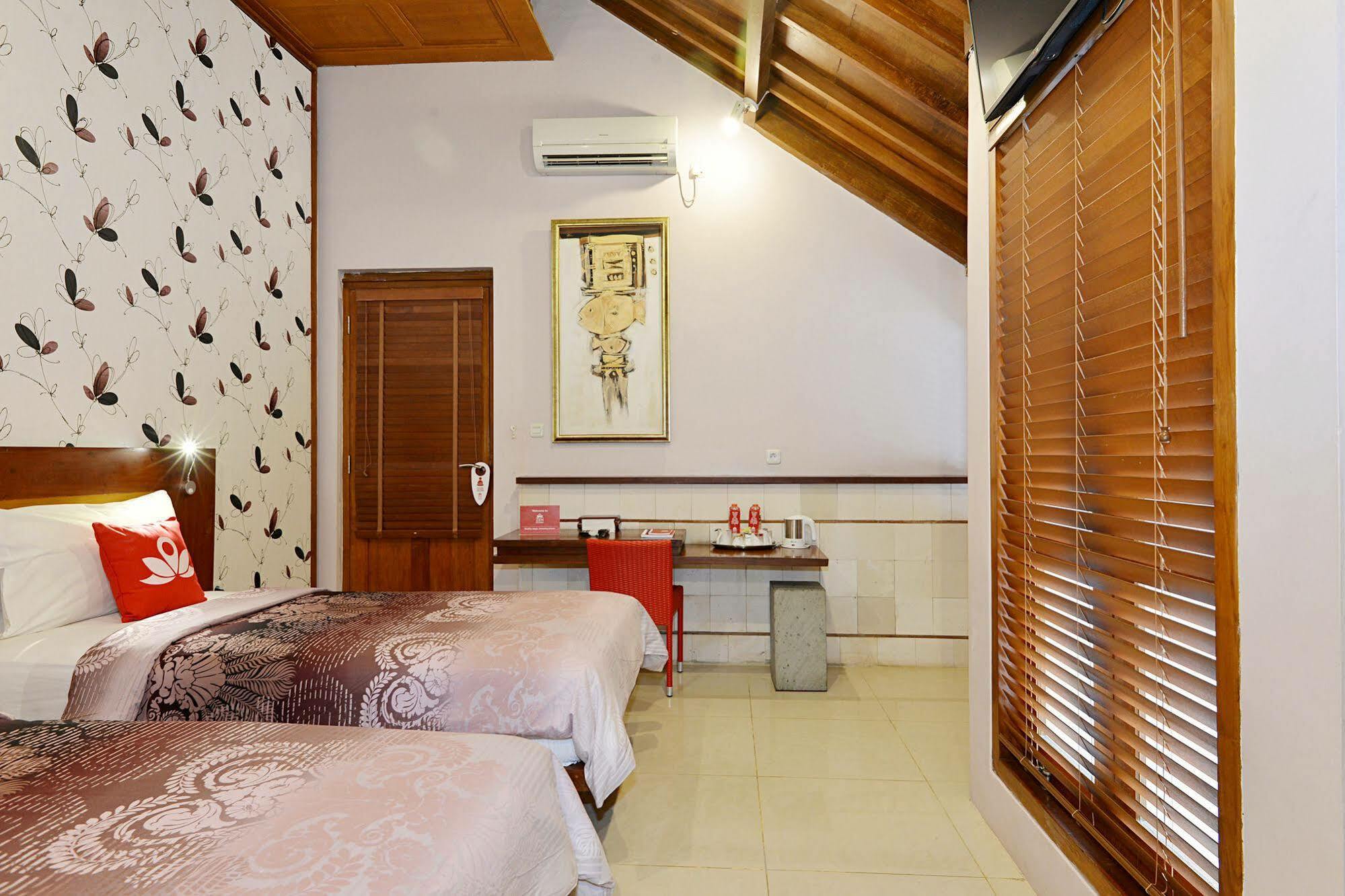 Tegal Panggung Guest House Yogyakarta Exterior foto